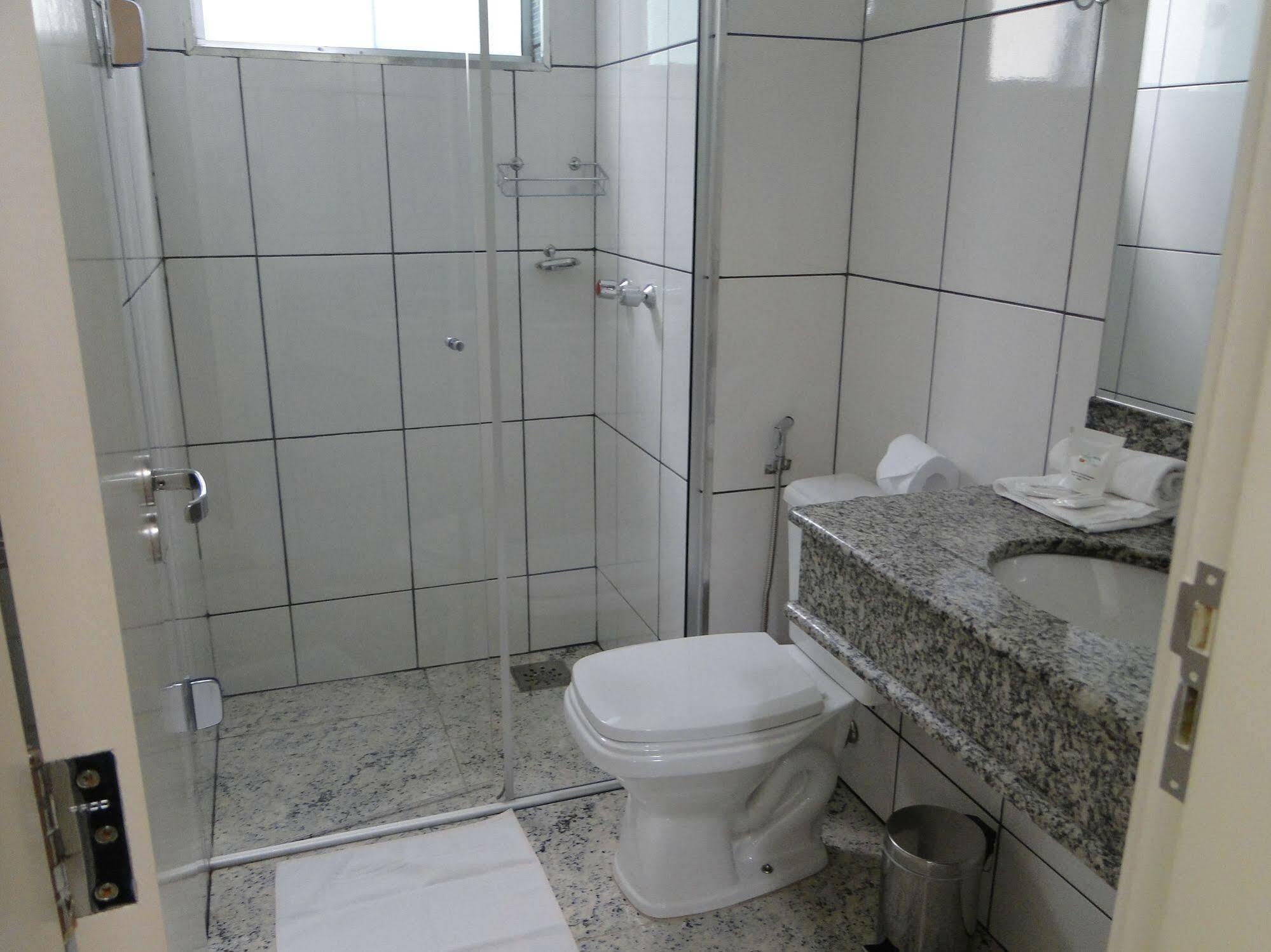 Hotel Flor De Minas Uberaba Esterno foto
